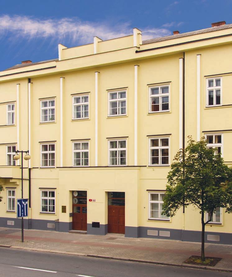 Výroční zpráva o činnosti 2014 Kapitola 1. Úvod 4 1. Úvod 1.1. Slovo děkana.