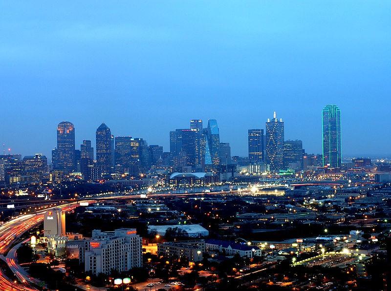 Angeles, Chicago a Houston) s populací větší než 2 miliony Ve Spojených státech je 50 metropolitních oblastí,