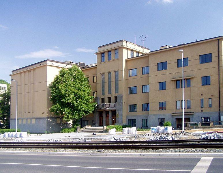 Budova Národního archivu v Praze na