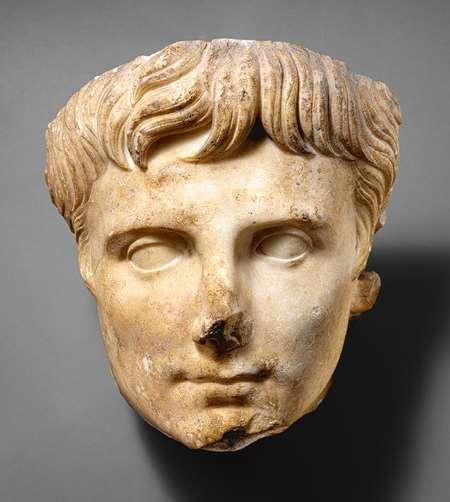 Augustus Posmrtný