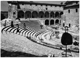malostranských dvorcích, 1981. 3.