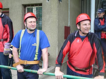 Zde umístil VZ jednotku z Oseka, dále po trase dopravního vedení byly jednotky ze Zaječova, Hvozdce, Jiviny a nahoře v Okružní ulici bylo 1. družstvo naší jednotky vedené M.