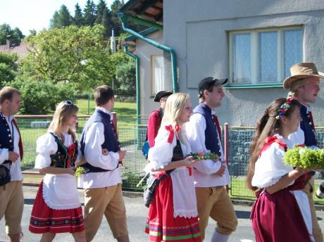 Staročeské máje 2012 Chaloupecké Staročeské máje patří bezesporu k těm nejhezčím v regionu. Letos připadly na poslední květnovou sobotu 26.5.