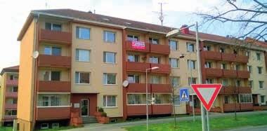 Dům prošel kompletní revitalizací. Byt je vhodný pro velkou rodinu nebo se dají místnosti v podkroví využít jako kanceláře. N11400 C 2.550.000 Kč 848.