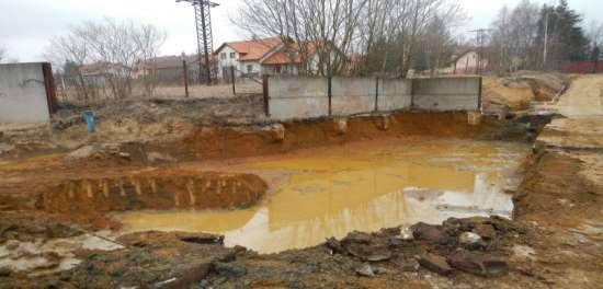 areálu