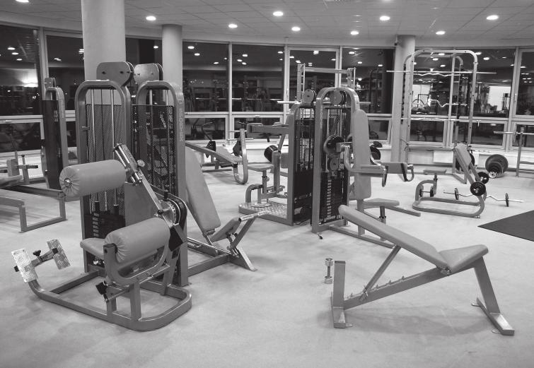 1 POPRVÉ VE FITNESS CENTRU vyskytnout opět něco, co by vás nepustilo do fitness centra. Úvodní období cvičení, obvykle jeden až dva měsíce, je nejkritičtější.