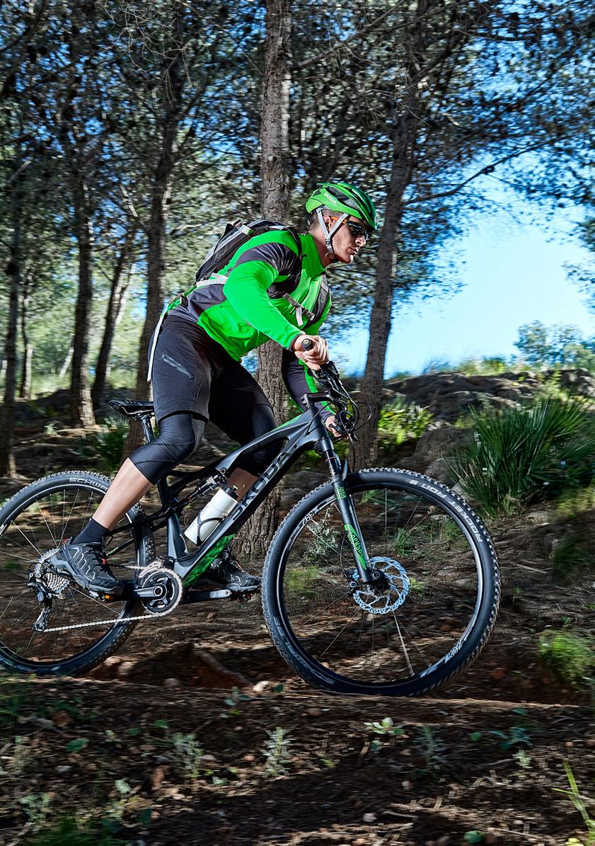 MTB 29 FULL Nasedněte na 29palcové celoodpružené horské kolo a odhalte skutečný potenciál Vašich cyklistických dovedností v terénu.