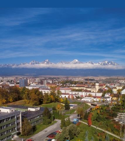 Poprad je administratívnym, hospodárskym a kultúrnym centrom regiónu pod Tatrami. K Popradu patria štyri pôvodne samostatné časti. Od roku 1945 Spišská Sobota a Veľká, od r.