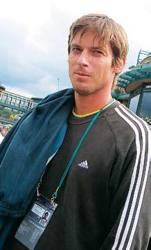 Slovenská semifinalistka juniorskej dvojhry vo Wimbledone 2008 je však priebojná nielen na dvorci, ale aj mimo neho.