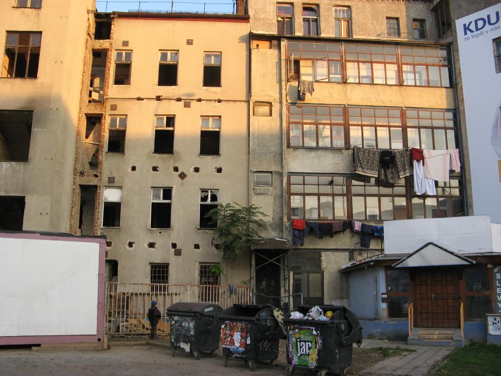 Residenční brownfield přímo naproti Vaňkovce, ulice Dornych