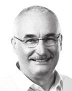 Otevřený dopis starostovi Vážený pane starosto, opravdu se mi nechce věřit, že tak jednoduchá záležitost, jako je rozšíření svislého a vodorovného značení modré zóny na Pohořelci, není od září 2016 -