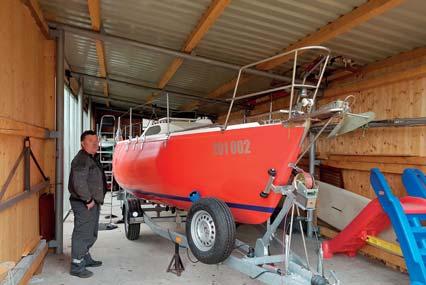 yně 3 1 10 Týn nad Vltavou 4 3 Hluboká nad Vltavou VODA JE ŽIVÁ VODA JE ŽIVÁ Je známý mezi piloty, potápěči, parašutisty i lidmi kolem vody.
