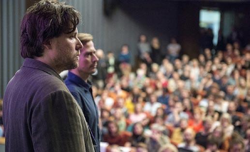 2. ZÁVĚREČNÁ TISKOVÁ ZPRÁVA 30. října 2016 Dvacátá Ji.hlava se těšila velkému zájmu diváků. Přijelo jich nejvíce v historii. Mezinárodní festival dokumentárních filmů Ji.