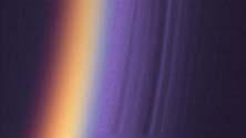 fotochemického rozkladu methanu Jde o nevratný proces Vodík uniká do