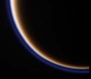 Za 6 Gy se Slunce stane rudým obrem, pak se se oteplí na 70 C Panspermie ze Země prakticky nemožná (vzdálenost a typ mikrobů) S. Pilling et al., J. Phys. Chem. A 113 (2009) 11161 11166.