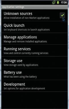 Důvod je zřejmý: Android je otevřenější než jakýkoliv jiný systém a uživatel má obvykle maximální práva.