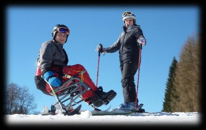 Kurzy jsme zahájili hned z kraje prosince, kdy jsme postupně uspořádali víkendový metodický kurz pro naše dobrovolníky, následující víkend jsme byli součástí Ski Opening ve Skiareálu Špindlerův Mlýn