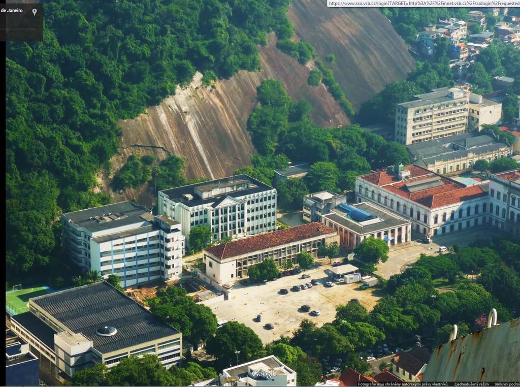 Fotografie J Pohled na campus UNIRIO (Zdroj: Google Maps v jakékoli státní budově byl přísný zákaz fotografování) PŘÍLOHA 2 : POTVRZENÍ O ÚČASTI Ing.