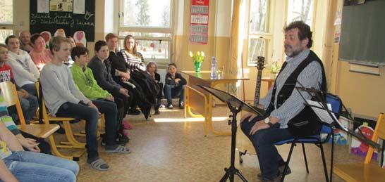 V místním kulturním domě se sešly vskutku originální, různorodé a pestrobarevné postavičky. Nelze jednoznačně vůbec říci, kdo oslnil nejvíce. Zda zástupci zvířecí či pohádkové říše.