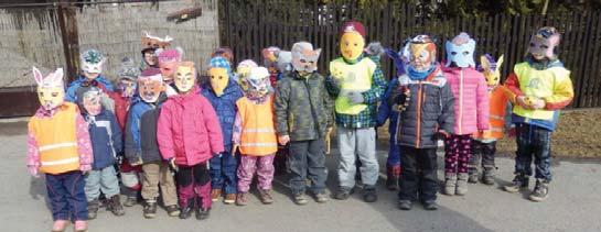 : 566 590 399, 736 535 145 Maškarní karneval na Dolní Rozsíčce svoje místo, všichni byli zapáleni do her a soutěží, radovali se a tancovali.