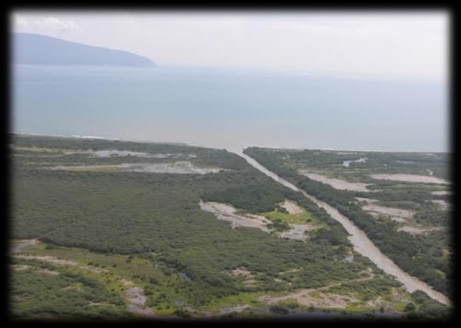 Norte a Rio Yaque del Sur v Dominikánskej republike mnoho potokov a bystrín, hlavne vo vyšších
