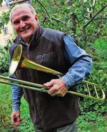 Jubilanti za II. čtvrtletí 2017 80 let: Stanislav Volek, V. K. 14 Walter Krenek, V. K. 164 Jiří Martinák, V. K. 123 85 let: Stanislav Kotyza, V. K. 504 Ludmila Mateřánková, V. K. 896 92 let: Karolina Dorotíková, V.