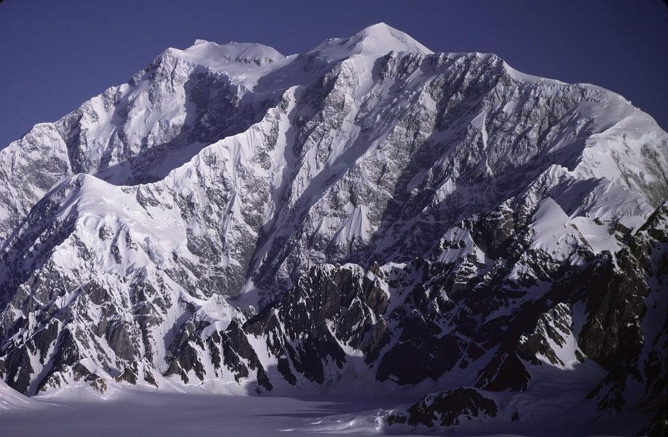 2037m v USA) 3. Arktická nížina: na juh od Kanadského štítu po hranice s USA 4.