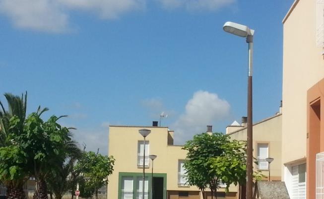 Občina Ribaforada leži v pokrajini Navarra na severu Španije. Občina je želela prebivalcem zagotoviti kvalitetno javno razsvetljavo z uporabo LED tehnologije.