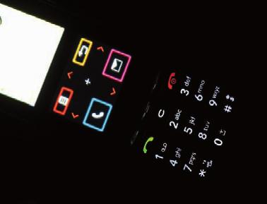 LG katalog mobilů LG KF600 Model KF600 je stylový vysouvák od LG se dvěma displeji. Ten hlavní zobrazovací nabídne rozlišení 240 320 bodů a podporu zobrazení až 262 tisíc barevných odstínů.