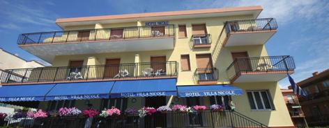 V Hotel Minerva*** pietraligure.azzurro.cz Hotel MINRV*** (Via Torino) se nachází cca 150 m od obchodů a barů, cca 700 m od centra letoviska a pouhých 50 m od pláže.