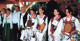 Tunajšie jarmoky, organizované v štvrtky a soboty, lákajú tisícky osôb z celého regiónu južného Poľska a zo Slovenska.