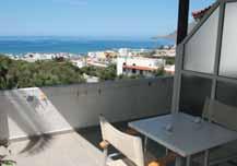 Panoramatický výhled na moře Manolia Manolia studia 2 lůžka - možnost dokoupení snídaní a večeří (hotel Alianthos Beach) Manolia Manolia - výhled Poloha: vilka je postavena ve svahu nad