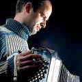 vocal / Suite aus dem Ballett mit Gesang) Astor Piazzolla: Suita Punta del Este pro smyčcový orchestr a bandoneon / "Punta del Este" Suite for string orchestra and bandoneon / Suite Punta del Este