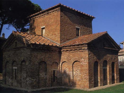 pozdní období Západořímské říše odlišné uspořádání zdiva Mausoleum Galla Placida