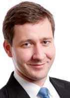 Kedysi výborný športovec a hokejista, neskôr, keď dal prednosť právu, prešiel do pozície trénera. Člen elitného klubu MENSA, ktorý združuje ľudí s najvyšším inteligenčným kvocientom.