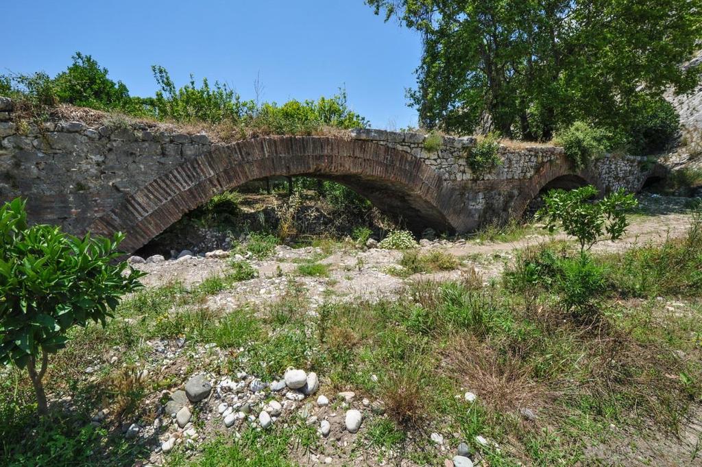 Obrázek 10 Most poblíž Limyry, Turecko, jeden z nejstarších