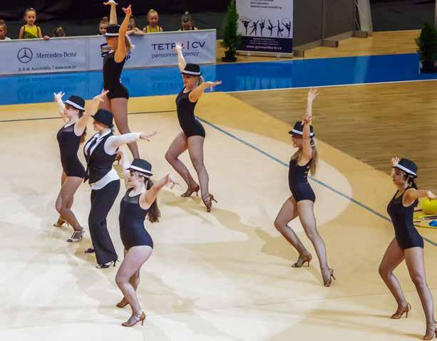 breakdance, jazz or cancan. The highlight was the special gymnastics performance by Monika Míčková.