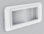 VESTAVNÁ MONTÁŽ DO STĚNY VESTAVNÁ MONTÁŽ DO STROPU NEBO SÁDROKARTONU výřez: 279x94 mm 3733 vestavný box