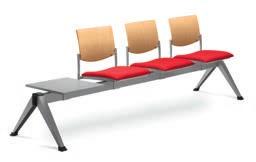 Bank 2-Sitzer, Sitz gepolstert, Rückenlehne aus Buchenschichtholz, Metallgestell und Kunststoffteile schwarz oder grau.