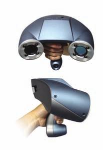 Kompaktní ruční skener Handyscan 3D snímaný objekt automaticky převádí na polygonovou síť, kterou lze přes pomocný software načíst přímo do 3D CAD systému.