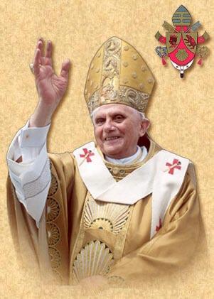 Papeco atingis dum pontifikeco de Johano Paŭlo la 2-a kaj nun sub Benedikto la 16-a eksterkutiman supron de la estimo kaj rekono.