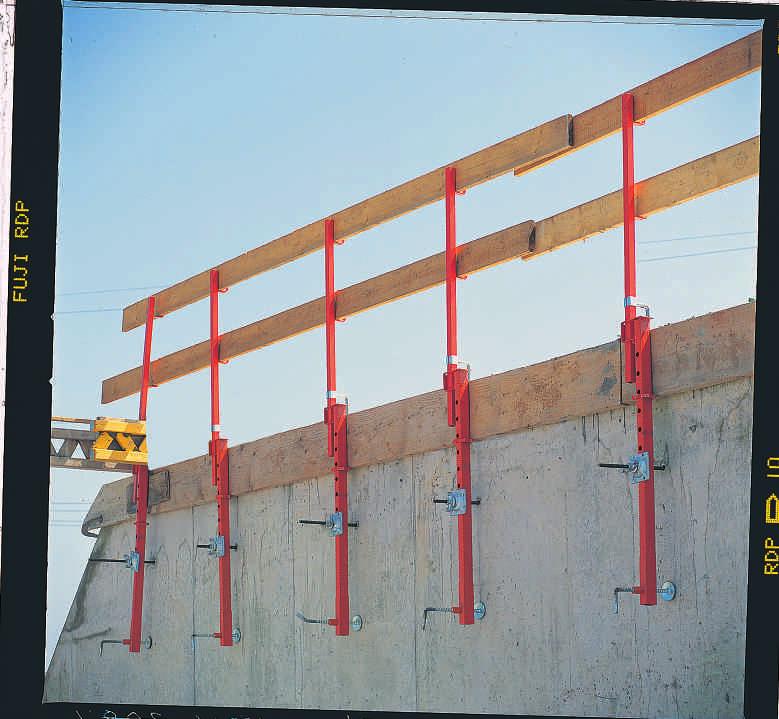 Běžné používání Bednicí konzola-2 Pro vyložení stropů do 45 cm s max. tloušťkou 30 cm.