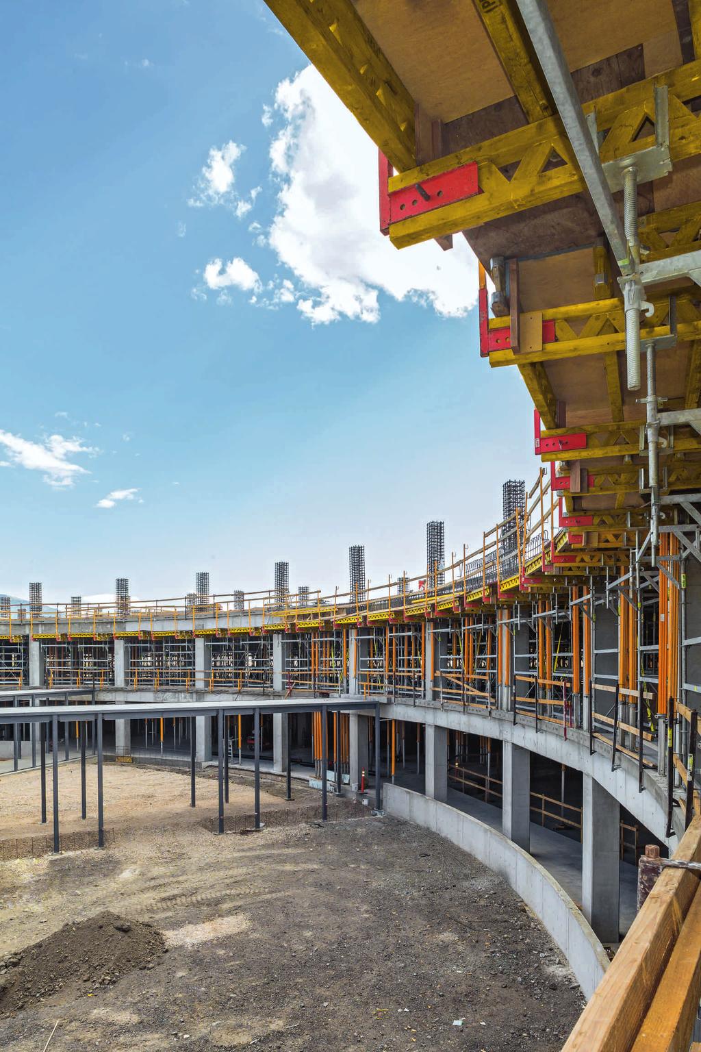Výhody systému MULTIFLEX Flexibilní stropní nosníkové bednění pro jakýkoliv půdorys a tloušťku stropu do 1,00 m Systémem MULTIFLEX se dají obednit stropy jakékoliv tloušťky, jakéhokoliv půdorysu a v