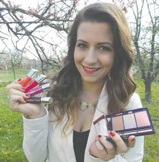 Dámska jazda/inzercia číslo / 0 Zapojte sa do Oriflame narodeninovej súťaže Na Dámskej jazde 0. apríla o. h bude mať svoj prezentačný stánok aj zástupkyňa spoločnosti Oriflame Božka Bobušová.