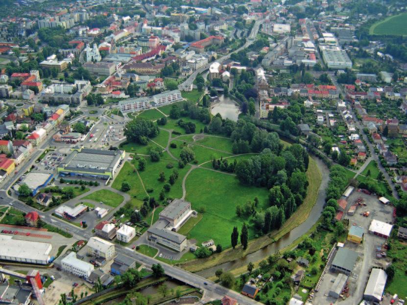 Rozkvět celého území přervaly rakousko-pruské války, které území rozdělily. Od roku 1742 je Krnov městem hraničním a velká část původního knížectví se dnes nachází v Polsku. V době industrializace 19.