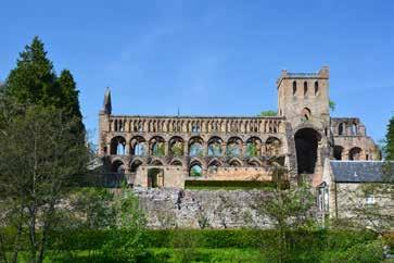 Skotsko - ubytování na trajektu - Edinburgh, Stirling, Loch Ness, ostrov Skye, Rosslyn Chapel U takto sestaveného programu strávíte dvě noci na lodi a budete ubytovaní v kajutách.