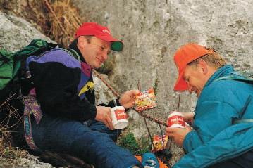 I u poslovnom smislu Vegeta je najva niji Podravkin prehrambeni proizvod s markom koji se prodaje u 33 zemlje svijeta, a njezin udjel u ukupnom Podravkinom prihodu od prodaje u prošloj je godini