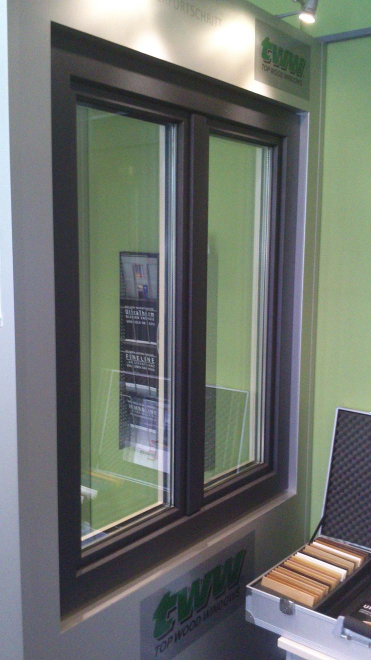 mm příslušenství: okenní klika interiér: smrk napojovaný, bílá exteriér: