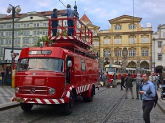 - Czechbus 2016 vystavení autobusů Karosa ŠM 11 a Karosa B 731 na autobusovém veletrhu.