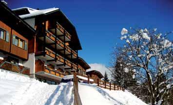 Štýrsko BERGHOTEL DACHSTEIN od 50 Kč 1 DÍTĚ 10 m upřesnění: ubytování se skládá z hlavní a vedlejší budovy vzdálených od sebe cca 0 m; většina níže uvedených služeb jsou poskytovány v hlavní budově;